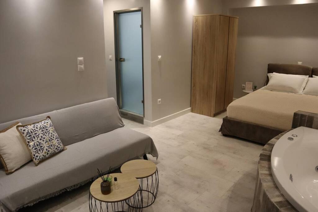 360° View Suites Tan Neapoli Voion ภายนอก รูปภาพ